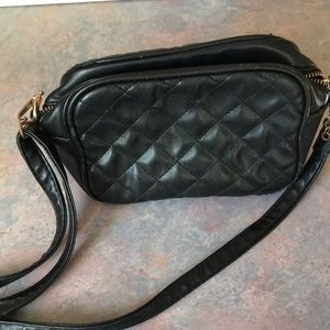 Black purse L.A Express